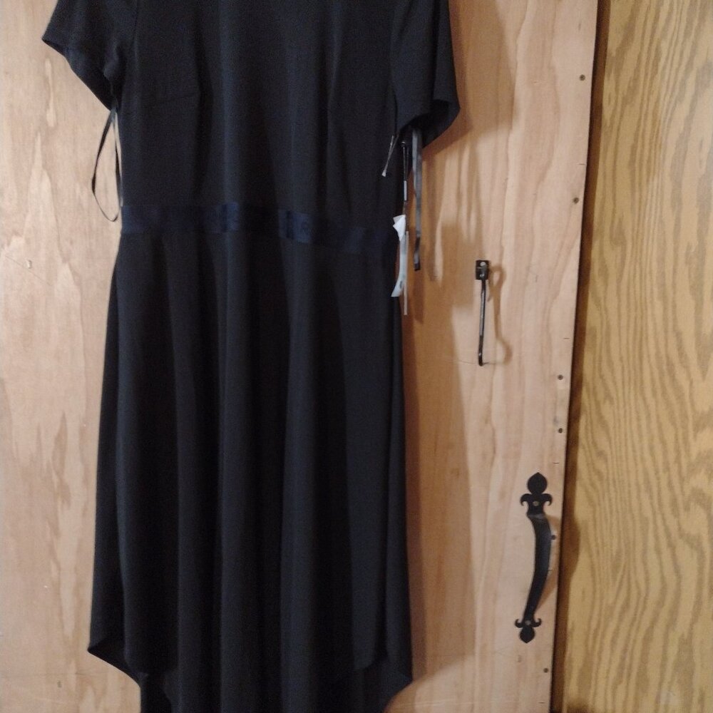 Karl lagerfield women's size large dress